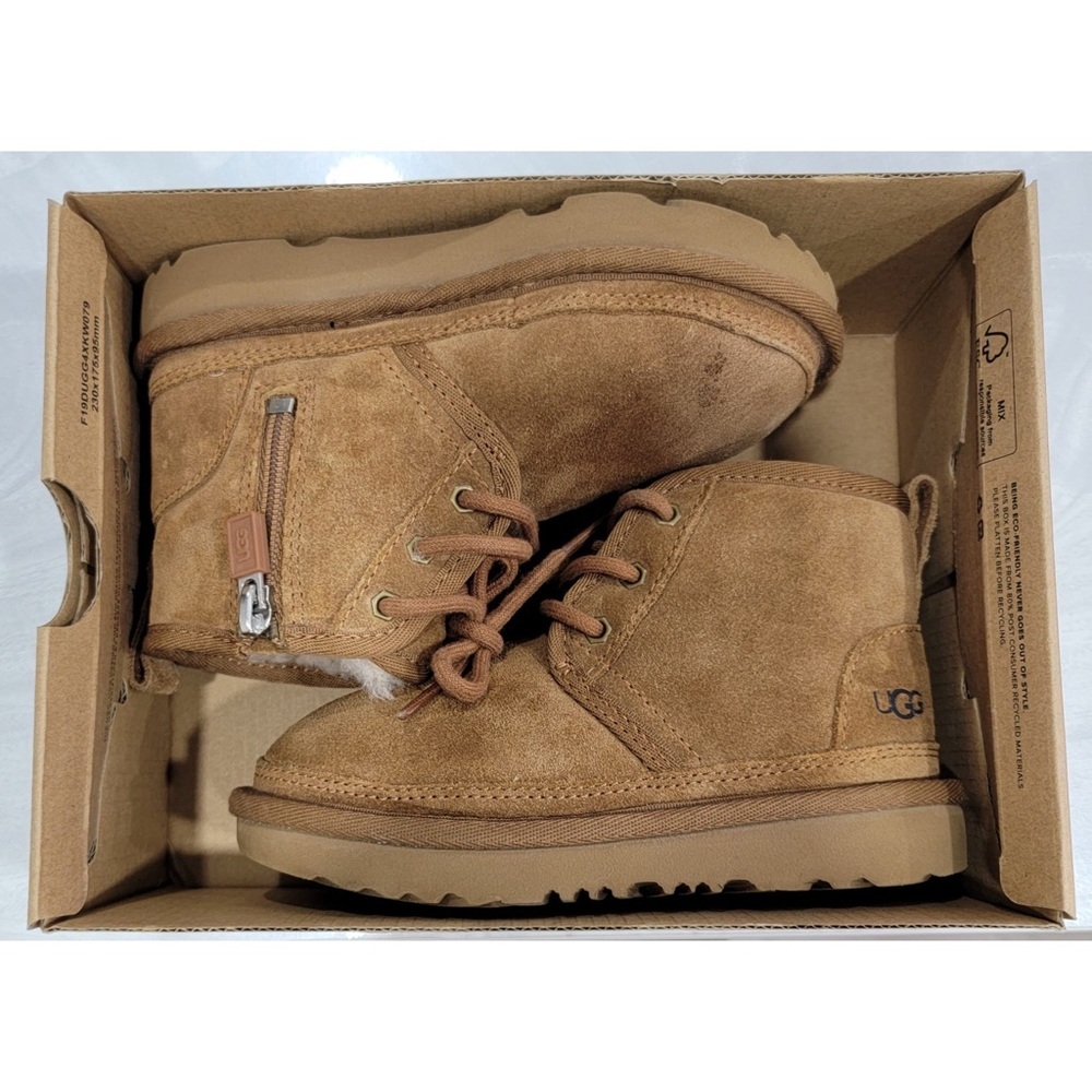 (B) UGG Tan Neumel - Picture 9 of 12
